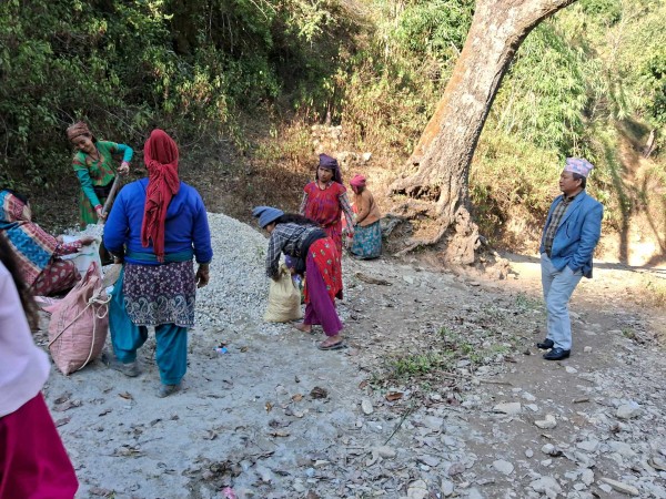 बंगलाचुली गाउँपालिका, सहकर्मी समाज,समाजविकास संजालको साझेदारीमा संचालित खानेपानी योजनाको कामले गति लिँदै