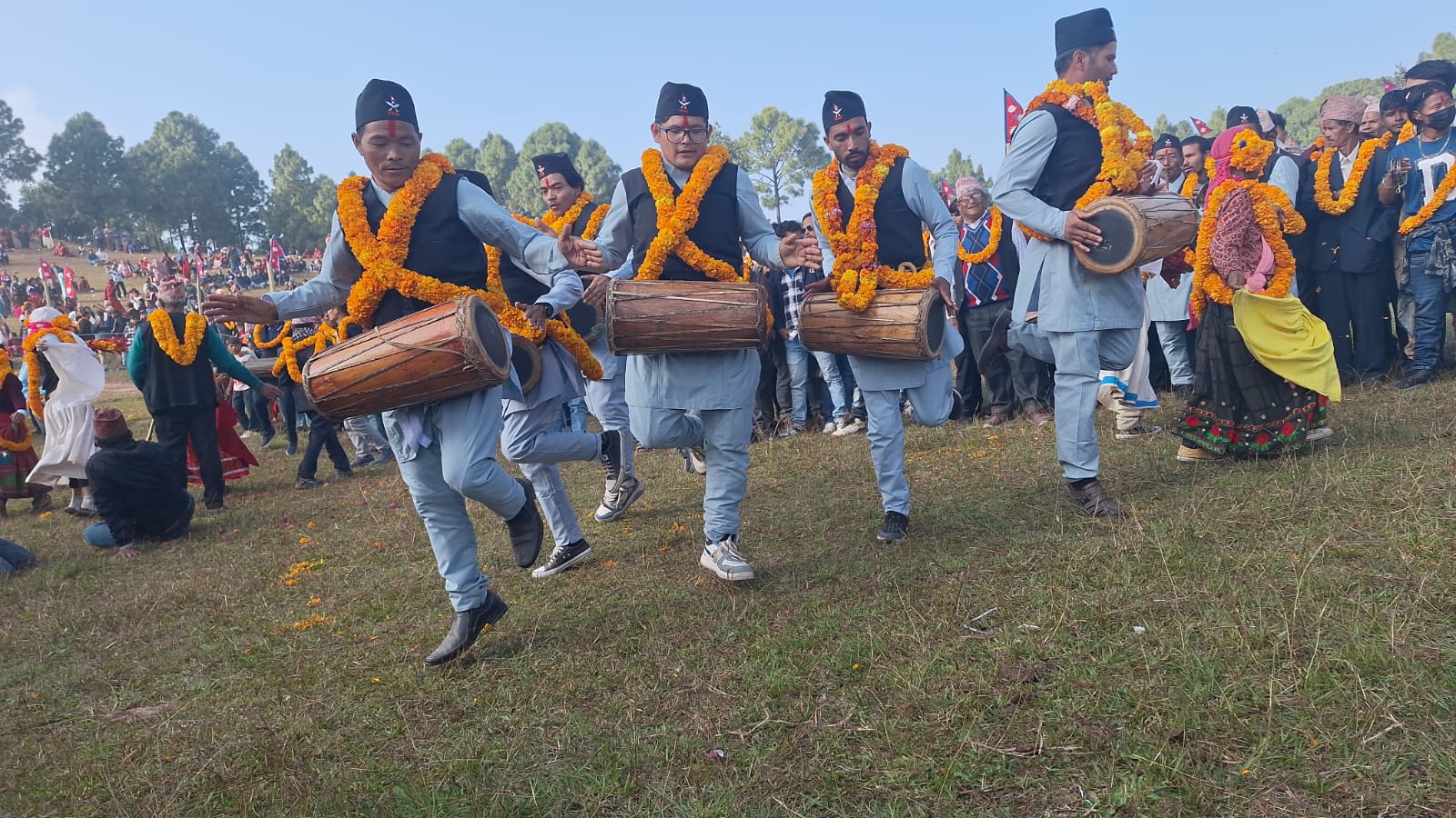 दाङको बंगलाचुलीम बृहत भैलो महोत्सव सम्पन्न : `संस्कृति जोगाउनमा पालिकाको महत्त्वपूर्ण भूमिका´